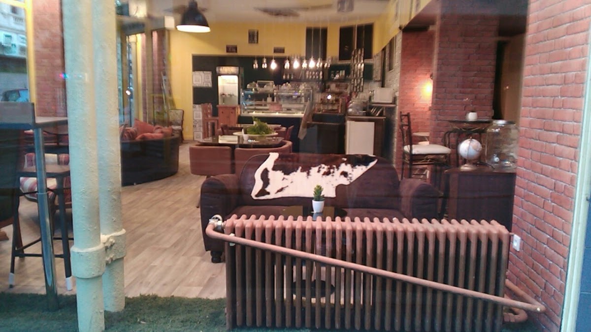 Coco's Coffee Shop